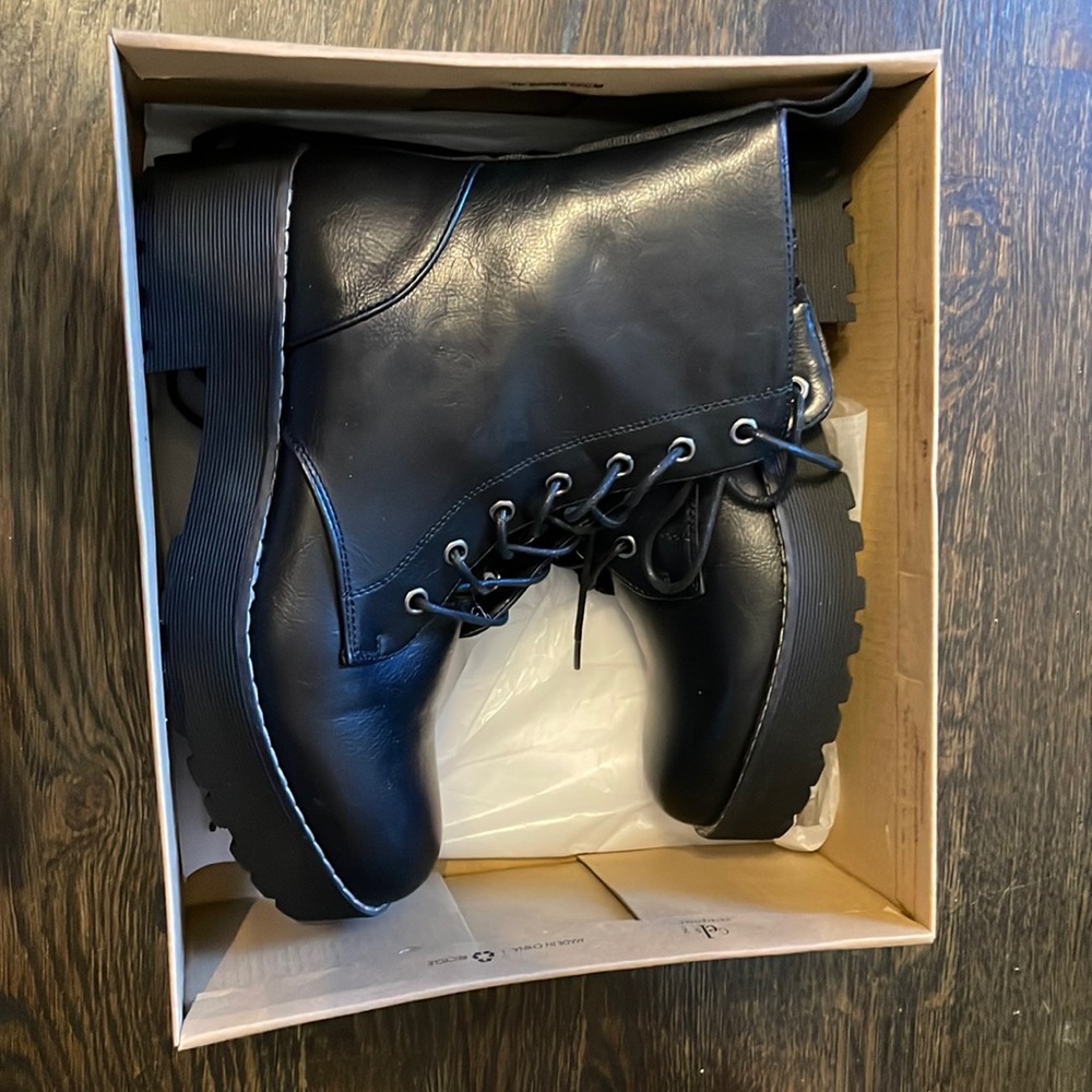 size 8.5 dirty laundry leather boots black